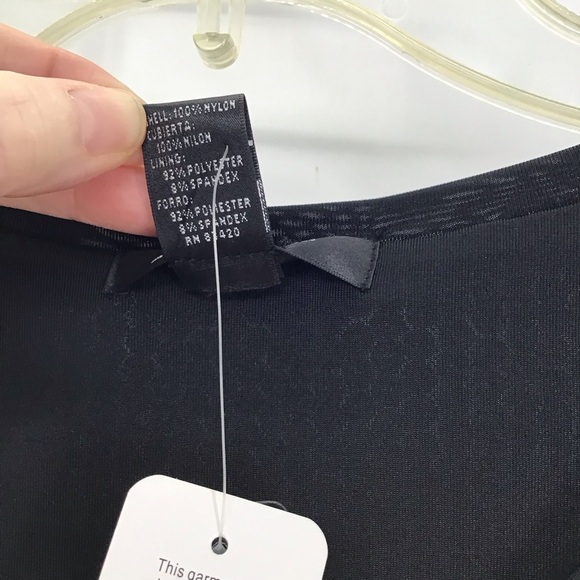 AUGUST SILK Sequined Short Sleeve Scoop Neck Top NWT Size Petite Small - Picture 8 of 8